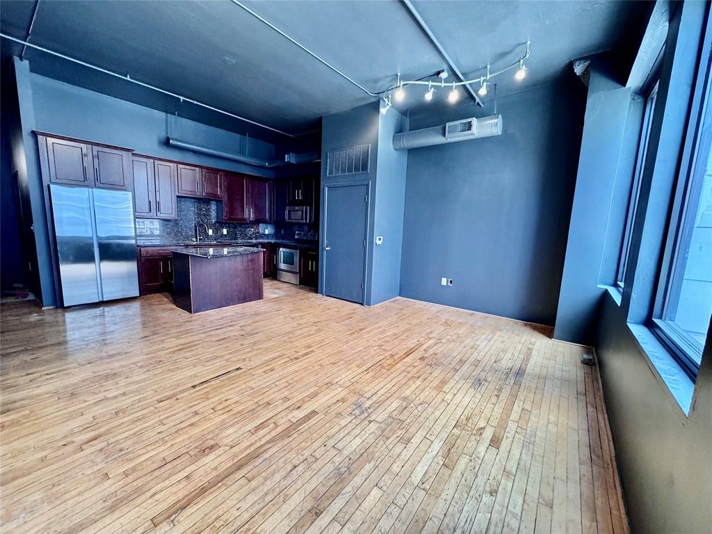 705 Main Street 305, Houston, TX 77002