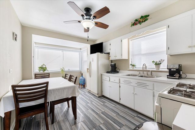 1815 N 22nd Avenue, Melrose Park, IL 60160