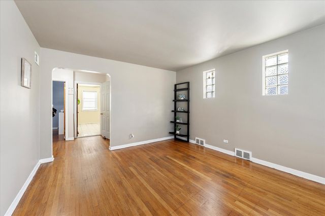 1815 N 22nd Avenue, Melrose Park, IL 60160