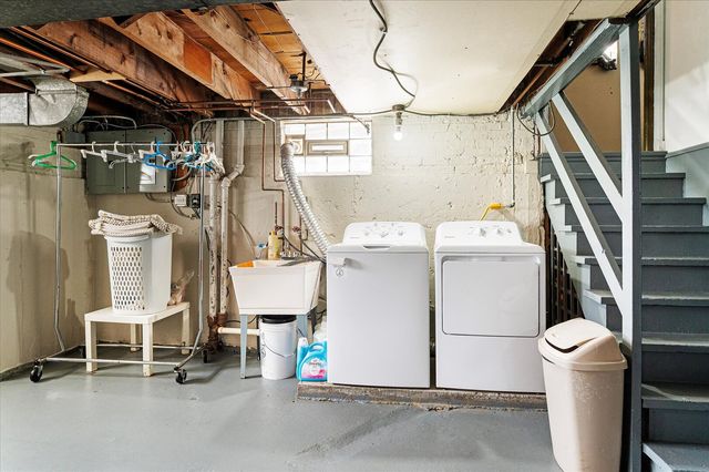 1815 N 22nd Avenue, Melrose Park, IL 60160