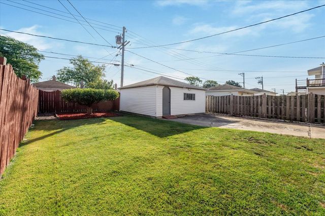 1815 N 22nd Avenue, Melrose Park, IL 60160