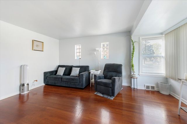 1815 N 22nd Avenue, Melrose Park, IL 60160