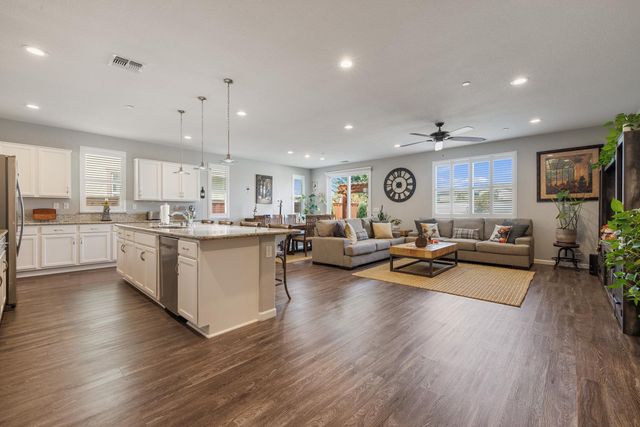 1775 Water Lily Ct, Lathrop, CA 95330