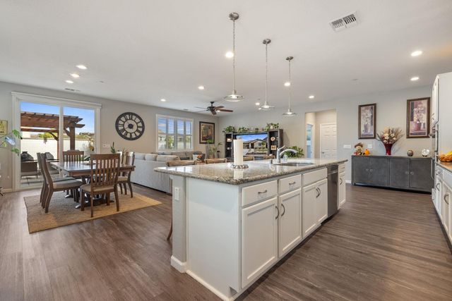 1775 Water Lily Ct, Lathrop, CA 95330