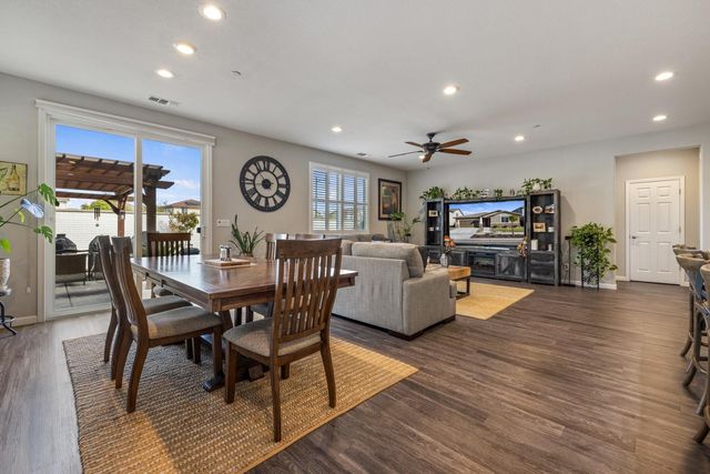 1775 Water Lily Ct, Lathrop, CA 95330