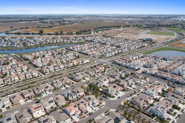 1775 Water Lily Ct, Lathrop, CA 95330