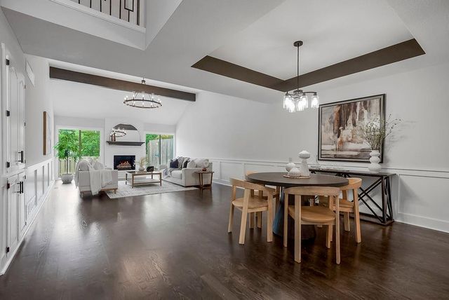 4309 W 112th Terrace, Leawood, KS 66211