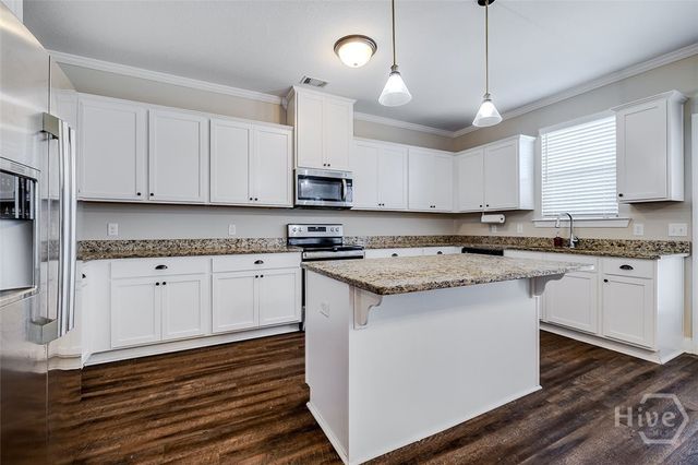 2 Oak Aly, Guyton, GA 31312