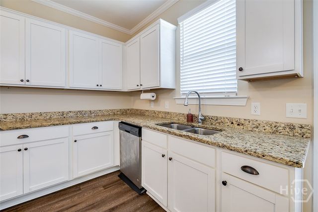 2 Oak Aly, Guyton, GA 31312