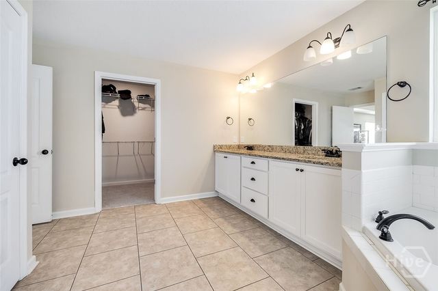 2 Oak Aly, Guyton, GA 31312