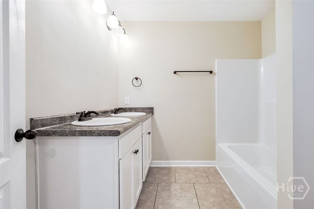 2 Oak Aly, Guyton, GA 31312