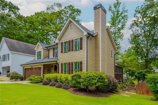 940 Meadowsong Circle, Lawrenceville, GA 30043