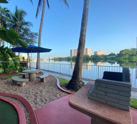 5091 NW 7th St 703, Miami, FL 33126