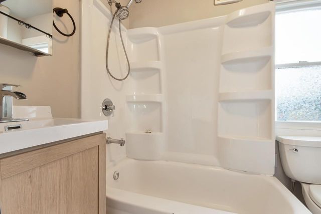 3051 90th STREET, Sturtevant, WI 53177