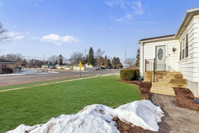 3051 90th STREET, Sturtevant, WI 53177