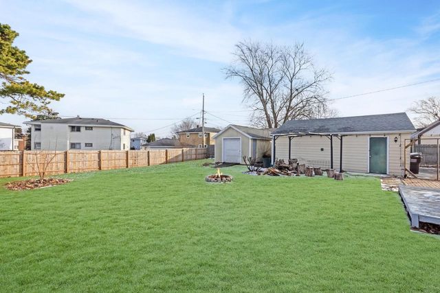 3051 90th STREET, Sturtevant, WI 53177