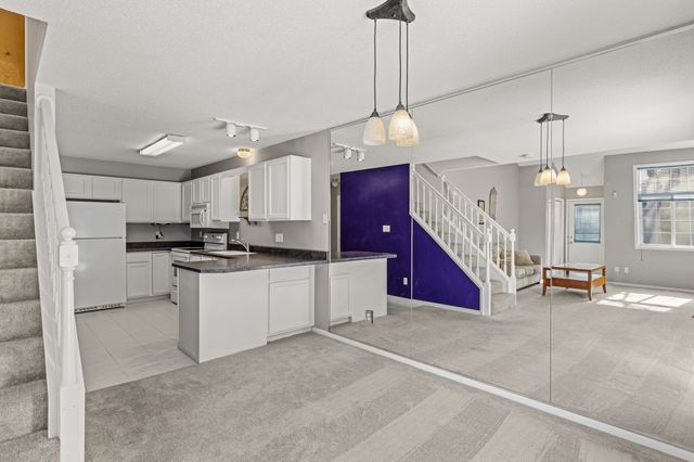 1055 68th Street 1, West Des Moines, IA 50266