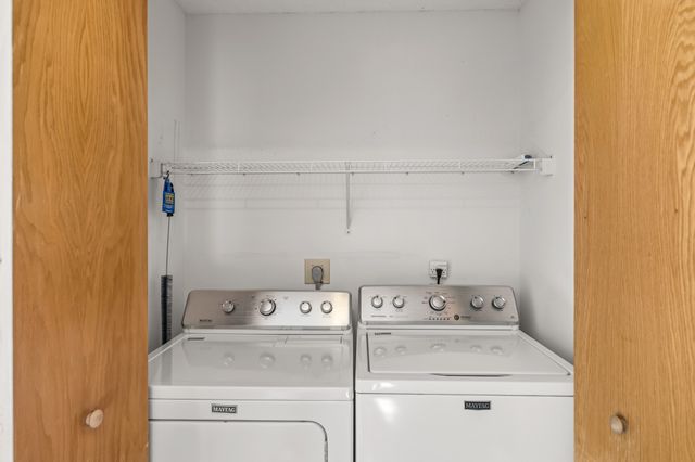 1055 68th Street 1, West Des Moines, IA 50266