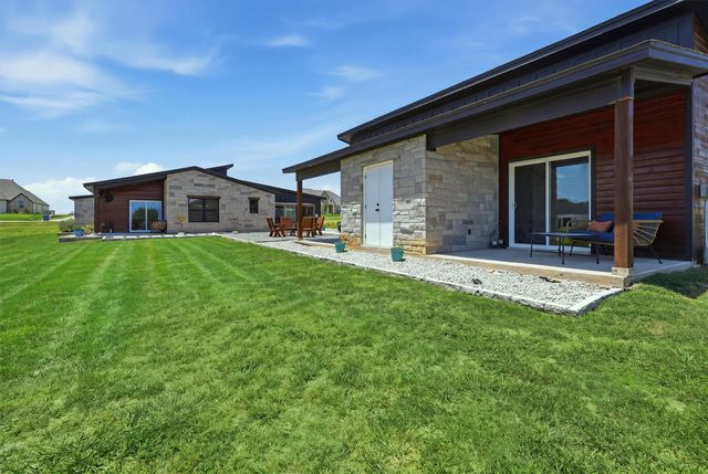 238 Martin Drive, Granbury, TX 76049