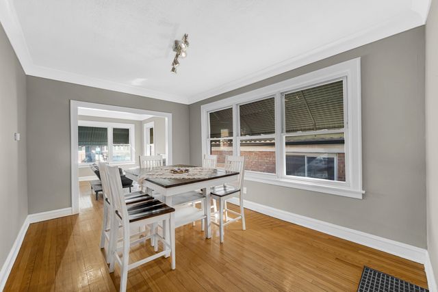 8940 S Emerald Avenue, Chicago, IL 60620