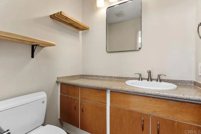 2510 Navarra Drive 513, Carlsbad, CA 92009