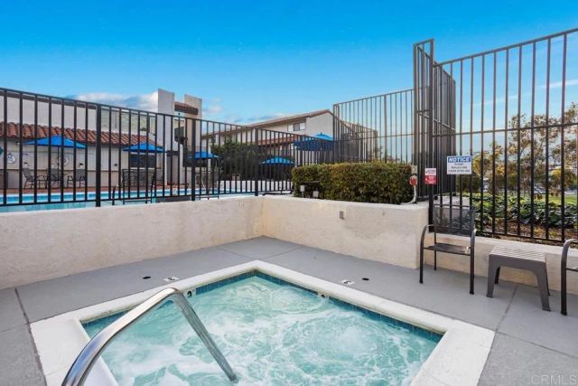 2510 Navarra Drive 513, Carlsbad, CA 92009