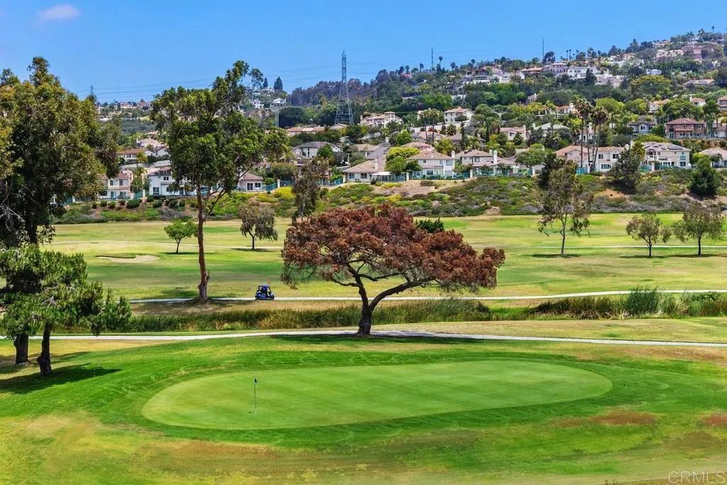 2510 Navarra Drive 513, Carlsbad, CA 92009