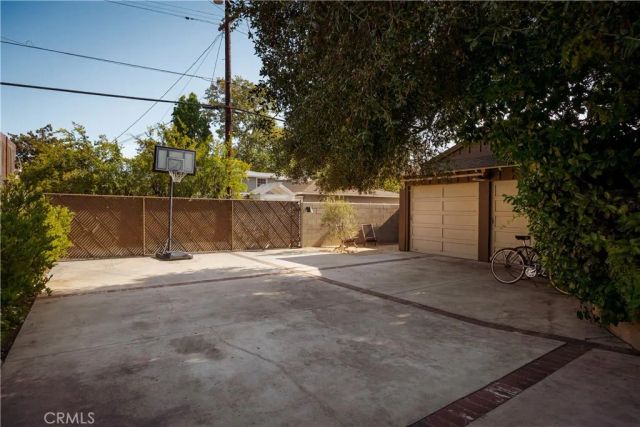 650 W 11th Street, Claremont, CA 91711