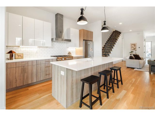 2240 S Lincoln St, Denver, CO 80210