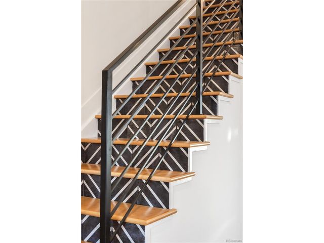 2240 S Lincoln St, Denver, CO 80210