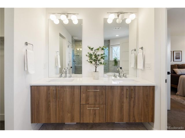 2240 S Lincoln St, Denver, CO 80210