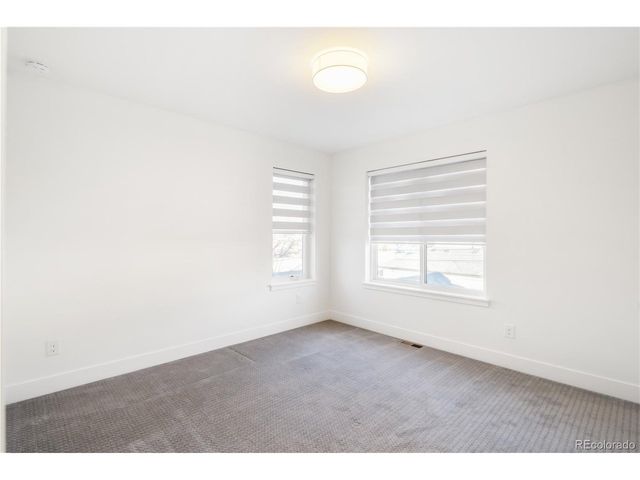 2240 S Lincoln St, Denver, CO 80210