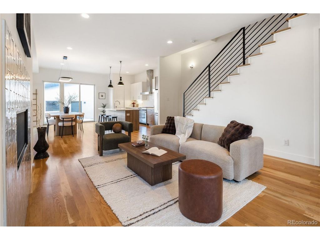 2240 S Lincoln St, Denver, CO 80210