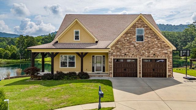 8815 Silver Maple Drive, Ooltewah, TN 37363