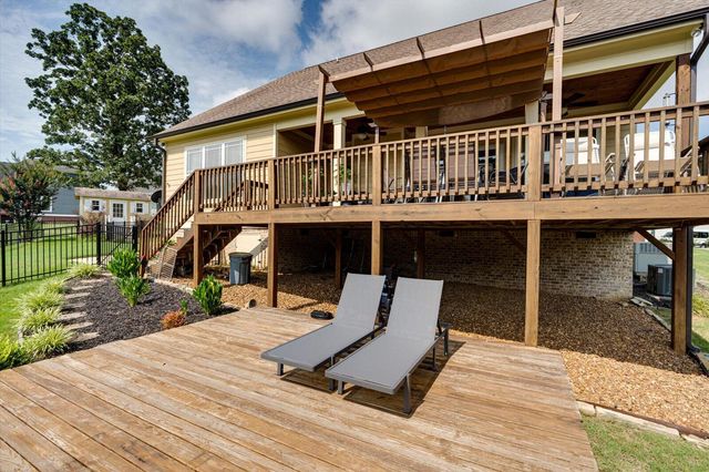 8815 Silver Maple Drive, Ooltewah, TN 37363