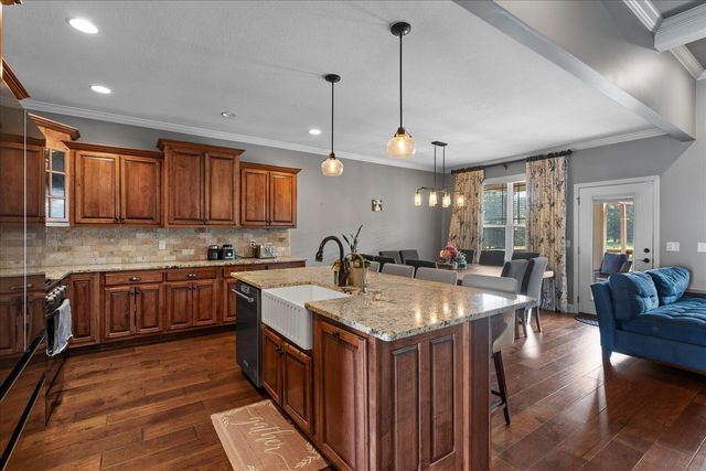 8815 Silver Maple Drive, Ooltewah, TN 37363