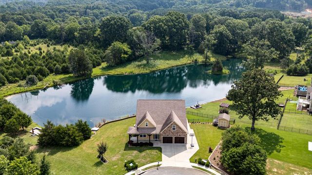 8815 Silver Maple Drive, Ooltewah, TN 37363
