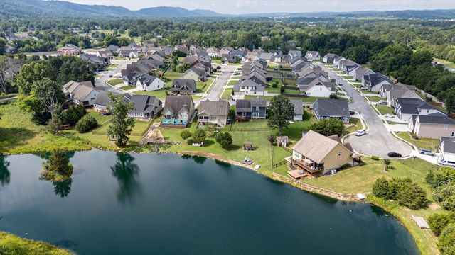 8815 Silver Maple Drive, Ooltewah, TN 37363