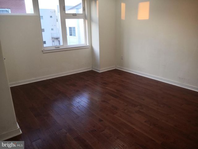 1102 LEMON ST, Philadelphia, PA 19123