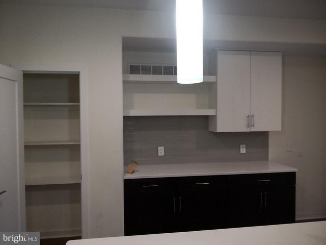 1102 LEMON ST, Philadelphia, PA 19123