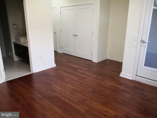 1102 LEMON ST, Philadelphia, PA 19123
