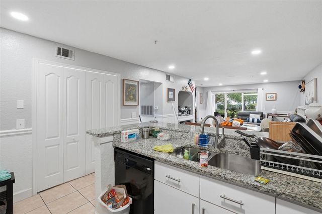 14036 FAIRWAY ISLAND DRIVE 1515, Orlando, FL 32837