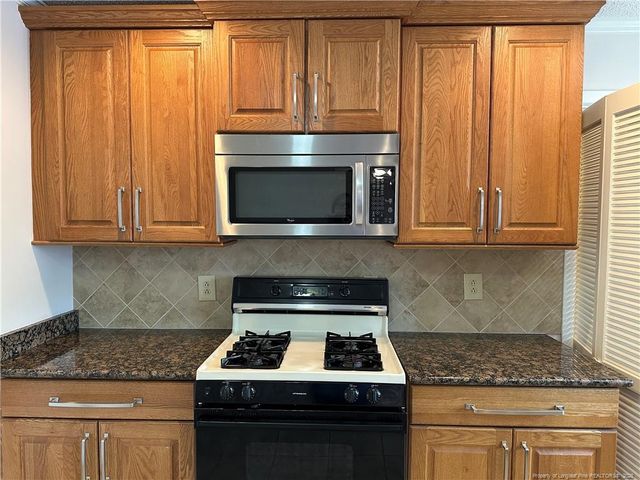 6309 Easthampton Court, Fayetteville, NC 28314