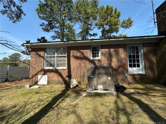 6309 Easthampton Court, Fayetteville, NC 28314