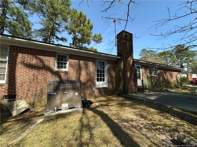 6309 Easthampton Court, Fayetteville, NC 28314