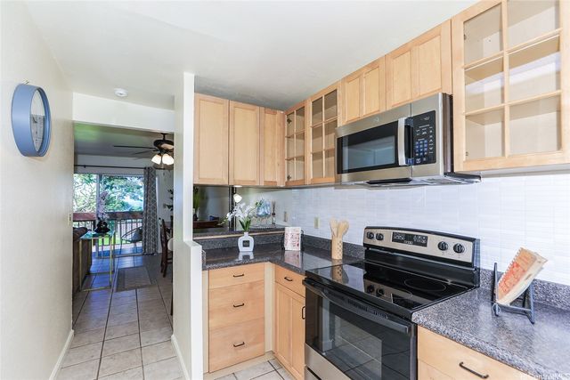 92-946 Makakilo Drive 92, Kapolei, HI 96707