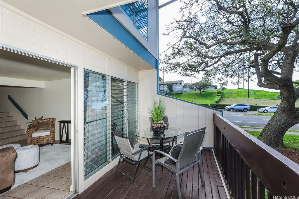 92-946 Makakilo Drive 92, Kapolei, HI 96707