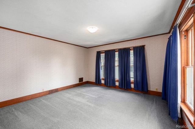 1615 W Genesee Street, Lapeer, MI 48446