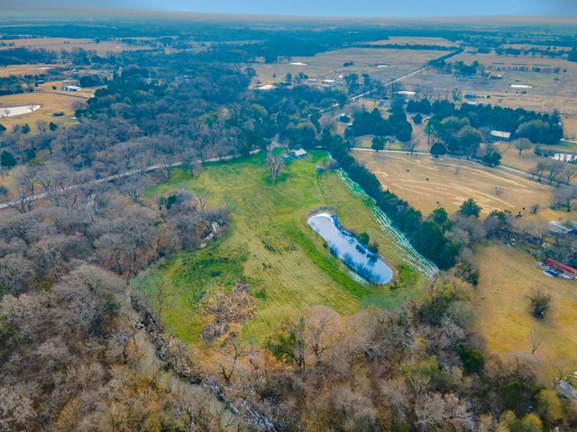 4606 Oak Grove Road, Ennis, TX 75119