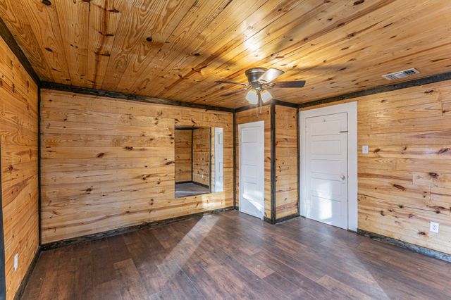 4606 Oak Grove Road, Ennis, TX 75119